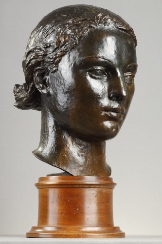 20th century - Head of a girl - Paul BELMONDO (1898-1982)