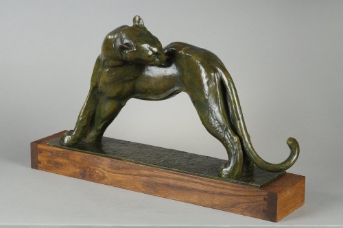 Panther licking - André-Vincent BECQUEREL (1893-1981) - Sculpture Style Art Déco