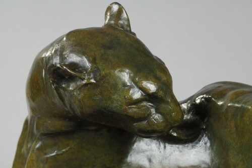 Sculpture  - Panther licking - André-Vincent BECQUEREL (1893-1981)