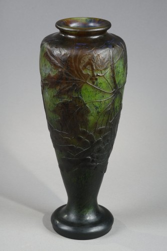 Vase "Erable plane" - Émile GALLE (1846-1904) - Verrerie, Cristallerie Style Art nouveau