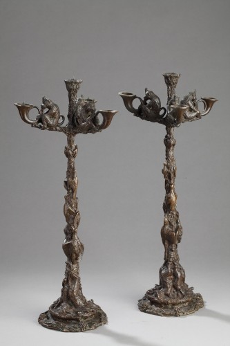 Paire de candélabres aux singes - Christophe FRATIN (1801-1864) - Luminaires Style Louis-Philippe