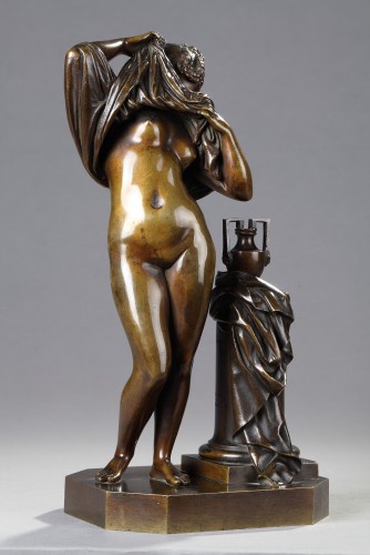 Woman taking off her shirt - James PRADIER (1790-1852) - Sculpture Style Louis-Philippe