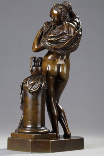 Woman taking off her shirt - James PRADIER (1790-1852) - 