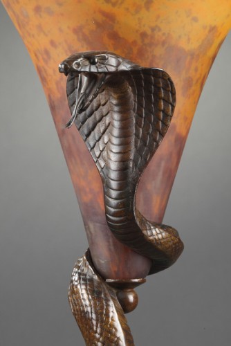 20th century -  Rare &quot;Cobra&quot; Lamp - Edgar BRANDT (1880-1960) et DAUM