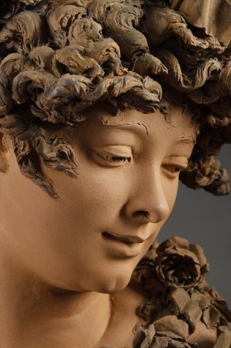 Sculpture Sculpture en Terre cuite - Jeune femme à la guirlande de roses - Albert-Ernest Carrier-Belleuse (1824-18887)