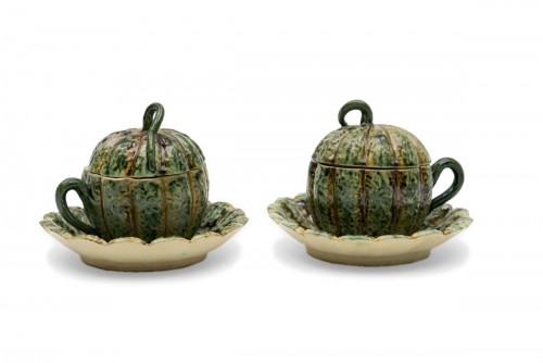 Caldas da Rainha, pair of pumpkin cups, circa 1890