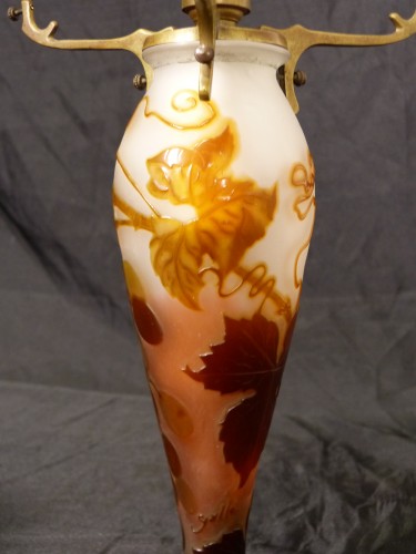 Antiquités - Emile Gallé - Lampe champignon au motif de vigne vierge, Art nouveau
