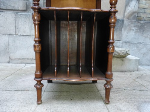 Antiquités - Emile Gallé, étagère casier à partitions Art nouveau
