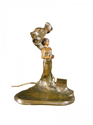 Peter Tereszczuk (1875-1963) - Art Nouveau lamp in bronze forming a pocket and inkwell