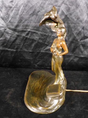 Peter Tereszczuk (1875-1963) - Lampe Art Nouveau nouveau en bronze formant Vide poche et encrier - Art nouveau