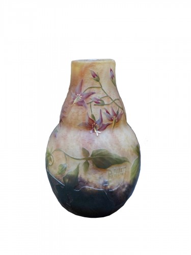Daum Nancy - Vase aux fleurs Verre gravé et émaillé sur fond givré Art Nouveau