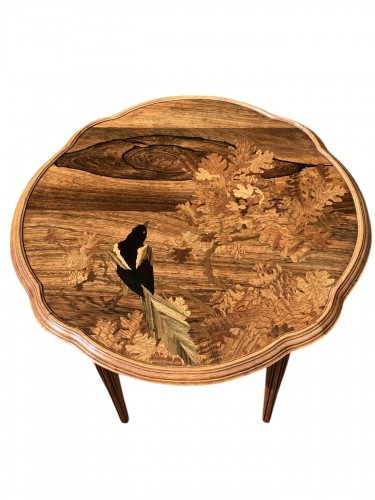 Gallé - Art Nouveau Coffee Table La pie dans le chêne École de Nancy Pedestal table