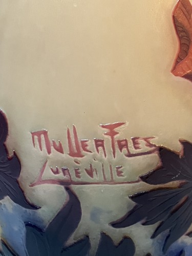 Muller frères Luneville, vase art nouveau aux anémones rouges - Verrerie, Cristallerie Style Art nouveau