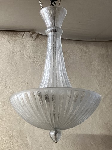 Daum Lustre art déco en verre gravé et givré - Luminaires Style Art Déco