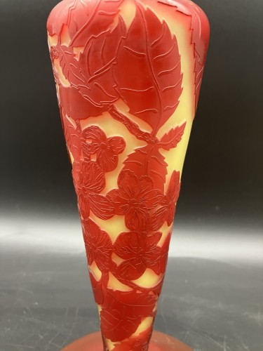 Antiquités - Émile Gallé - Lampe champignon art nouveau décor roses trémières Rouge et Jaune