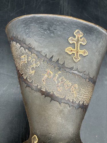 Art nouveau - Daum Nancy Vase art Nouveau à devise "qui s'y frotte s'y pique" croix de Lorraine et