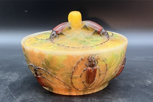 Amalric Walter et Henri Bergé - Bonbonnière art nouveau 'Trois Capricornes du Chêne' - Verrerie, Cristallerie Style Art nouveau