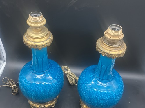 Art nouveau - Théodore DECK-  Paire de lampes bleues montées bronze doré