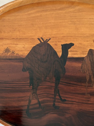 XXe siècle - Emile Gallé - Plateau Art nouveau orientaliste La caravane dans le desert