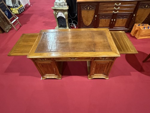 Majorelle bureau Art nouveau en noyer Hémisphère - Galerie Vaudemont