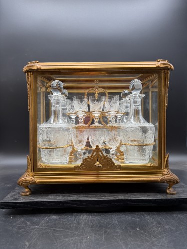 Cave à liqueur bronze doré et cristal taillé Napoléon III - Galerie Vaudemont
