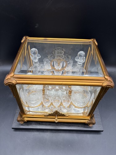 Antiquités - Cave à liqueur bronze doré et cristal taillé Napoléon III
