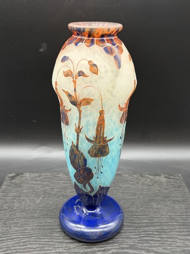 XXe siècle - Le verre Français Schneider - Grand vase Art nouveau Fuchsias
