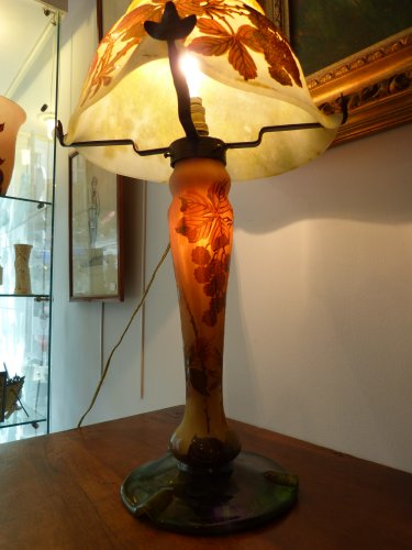 Luminaires Lampe - Daum lampe Champignon en verre gravé décor mûres