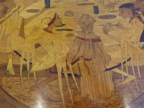 Emile Gallé Table de milieu décor Troubadour Roi Arthur - Galerie Vaudemont