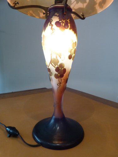 Luminaires Lampe - Emile Gallé lampe champignon verre Multicouche à décor de vigne