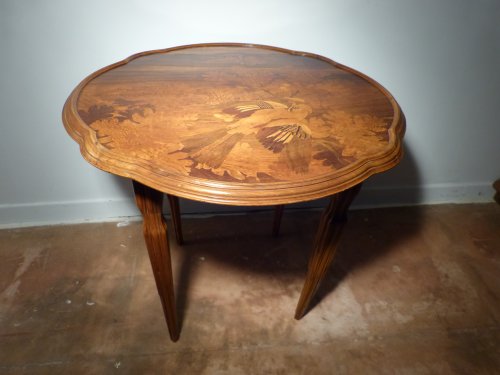 Emile Gallé, table basse Art Nouveau - Le geai des chênes - Galerie Vaudemont