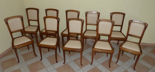 Série de 10 chaises Art Nouveau en noyer décor Vigne - Sièges Style Art nouveau