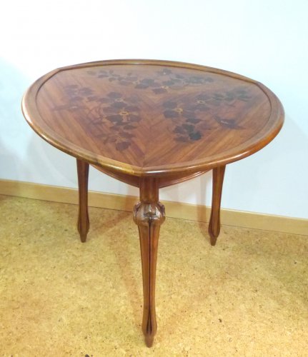 Louis Majorelle - walnut tripod gueridon table - 