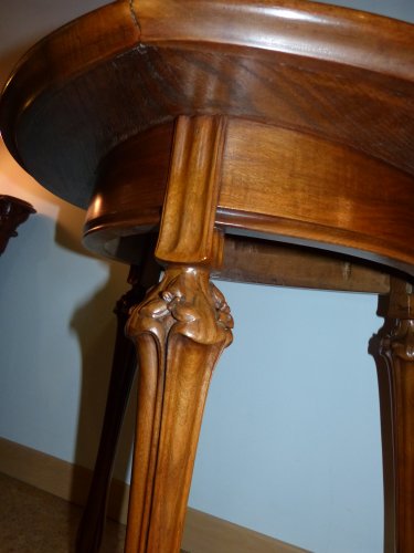 Art nouveau - Louis Majorelle - walnut tripod gueridon table