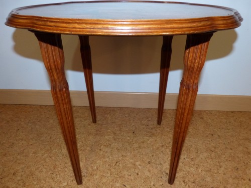 XXe siècle - Emile Gallé, petite table basse Japonisante motif à la Pie