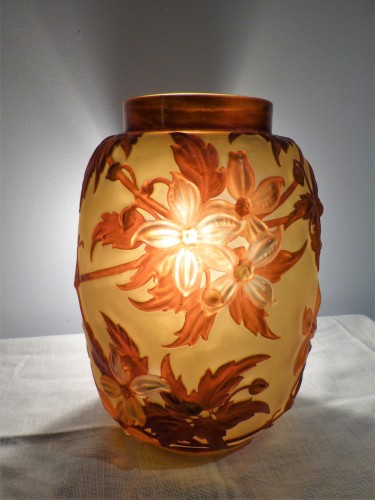 Gallé circa 1925 - Grand vase aux clématites - Galerie Vaudemont