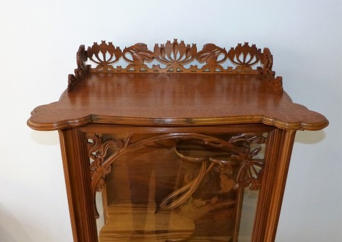 Emile Gallé - Vitrine aux ombelles Art nouveau - Mobilier Style Art nouveau