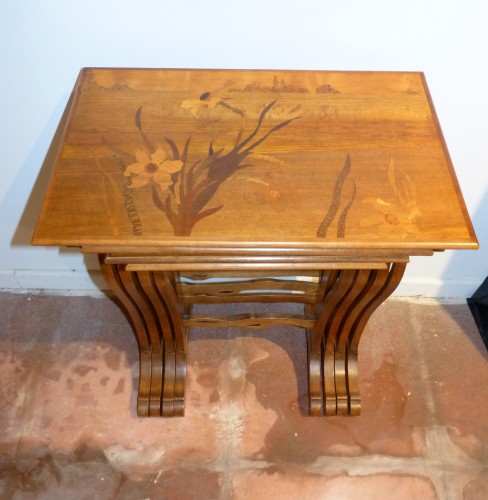 Gallé - Tables gigognes Art nouveau - Mobilier Style Art nouveau
