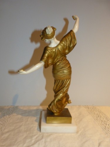 Gustavo Obiols sculpture chryséléphantine - Danseuse aux cymbales - Galerie Vaudemont