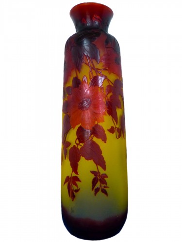 Emile Gallé - Très grand vase en verre gravé motif Clématites