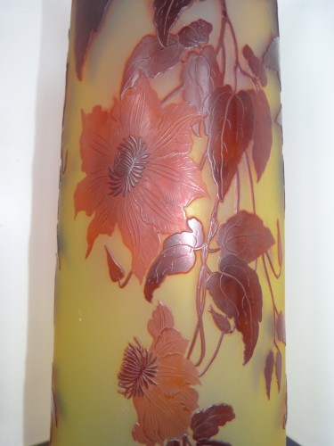 Emile Gallé - Très grand vase en verre gravé motif Clématites - Art nouveau