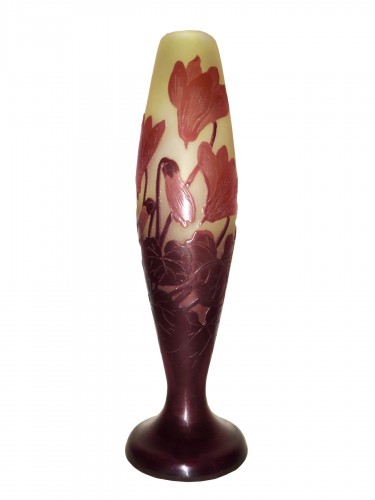 Emile Gallé  - Vase aux Cyclamens Rouge et Jaune