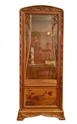 Louis Majorelle, Art Nouveau pine apple display cabinet