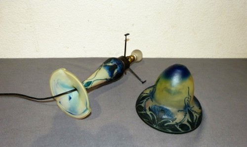 Antiquités - Müller Frères Luneville - Mushroom lamp with thistle decoration
