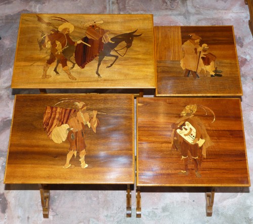 Emile Gallé - Série de tables gigognes Gueux de Callot - Mobilier Style Art nouveau