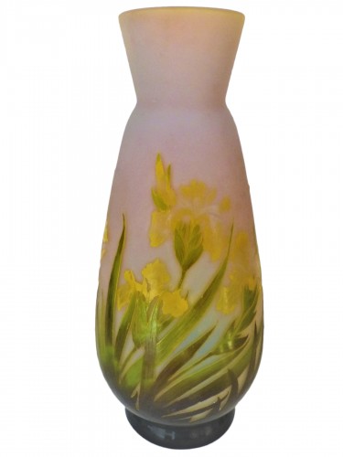 Emile Gallé  - Très grand vase Art nouveau aux Iris