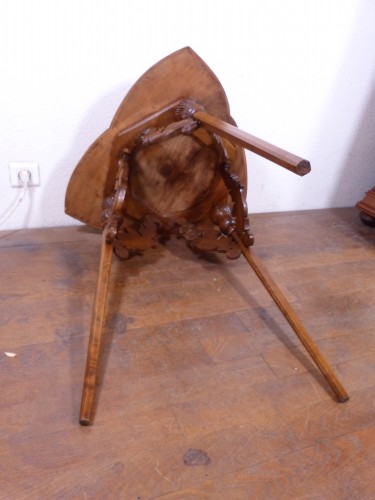 Antiquités - Emile Gallé - Art nouveau pedestal table with thistles