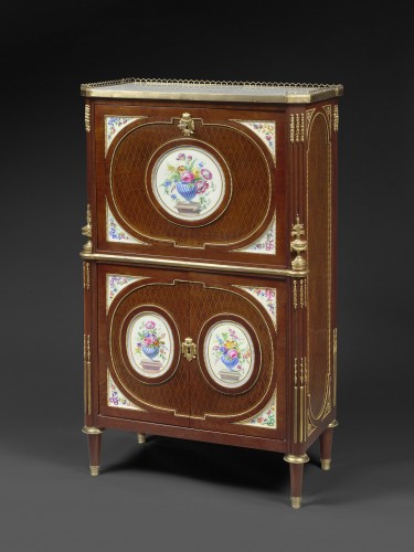 Exceptionnel secrétaire Louis XVI, estampillé Caumont