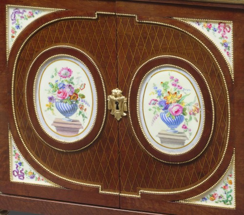 Furniture  - Exceptional Louis XVI secretaire stamped Caumont