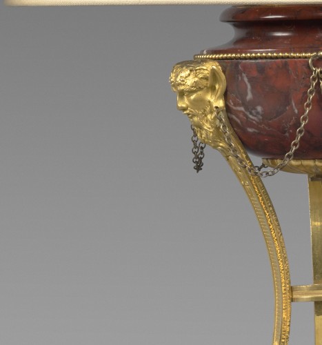 Paire de cassolettes en athéniennes montées en lampes, fin XVIIIe s - Luminaires Style 